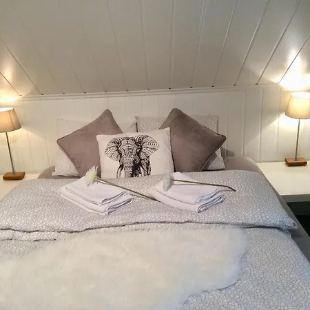 Great Loft In Scenic Surroundings *